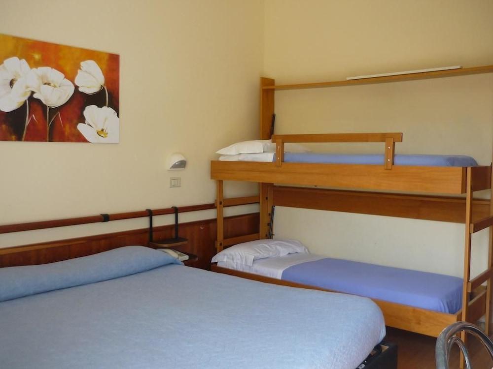 Hotel Houston Rimini Ngoại thất bức ảnh