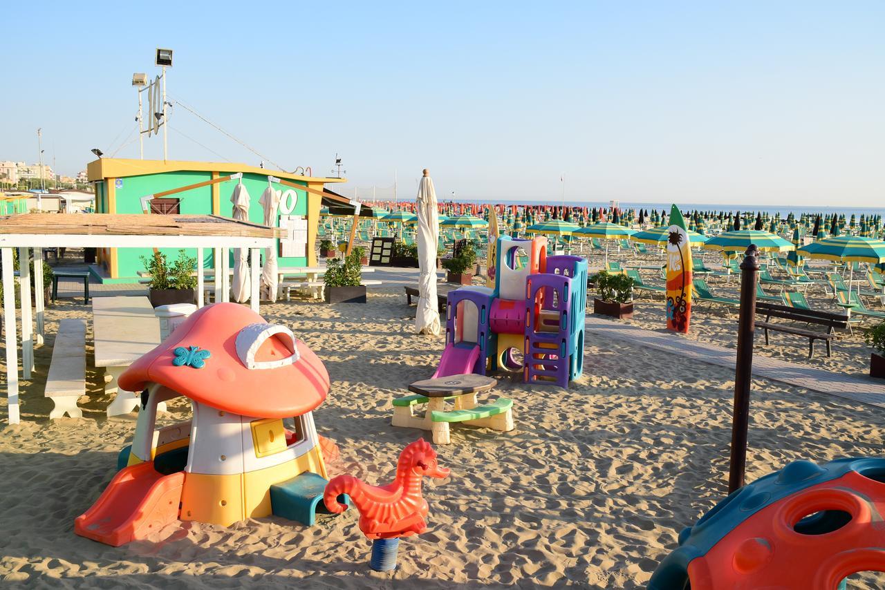Hotel Houston Rimini Ngoại thất bức ảnh